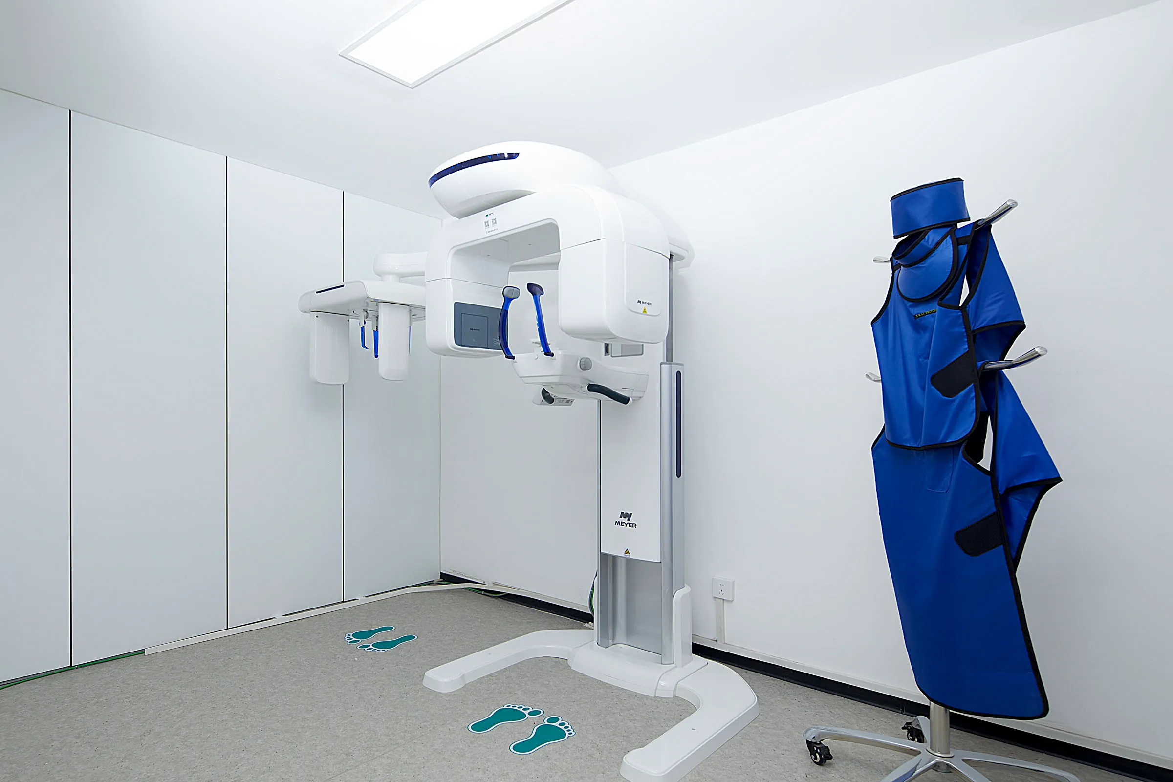 萌小牙口腔 CBCT 影像检查室,影像设备与防护用品