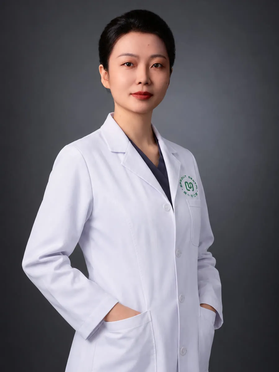 西安萌小牙口腔王锐医生职业照